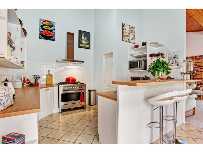 1 The Parkway, Mallabula NSW 2319