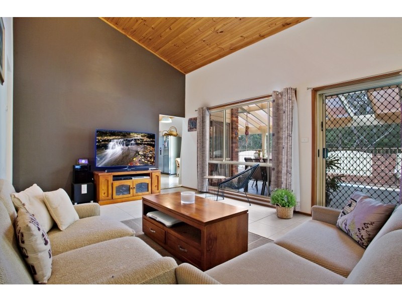 1 The Parkway, Mallabula NSW 2319