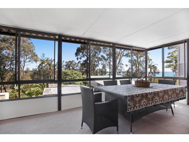 12 Caswell Crescent, Tanilba Bay NSW 2319