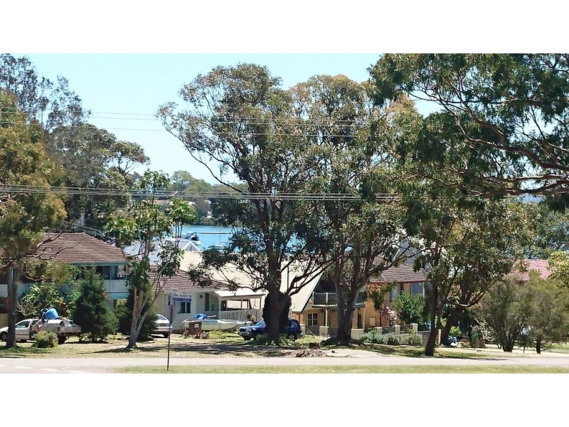 24 Diggers Drive, Tanilba Bay NSW 2319