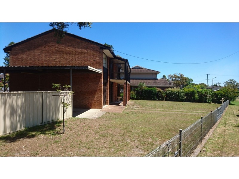 24 Diggers Drive, Tanilba Bay NSW 2319