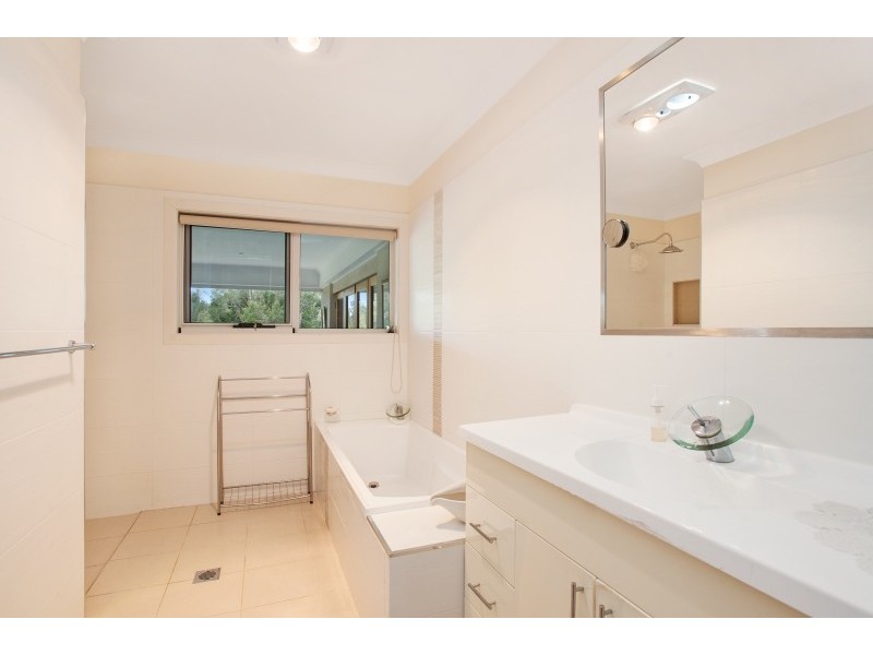 460 Lemon Tree Passage Road, Salt Ash NSW 2318