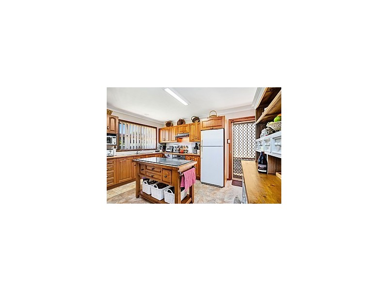 6 Avenue of the Allies, Tanilba Bay NSW 2319