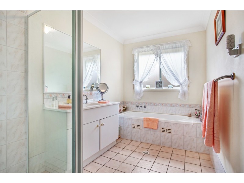 8 Garden Way, Tanilba Bay NSW 2319