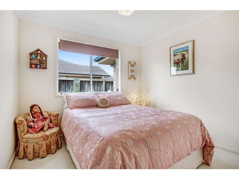 8 Garden Way, Tanilba Bay NSW 2319