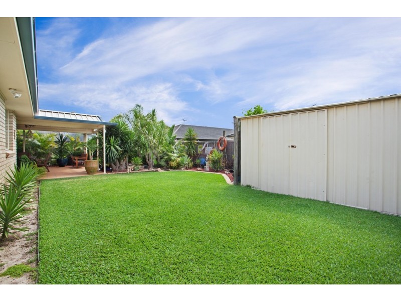 8 Garden Way, Tanilba Bay NSW 2319