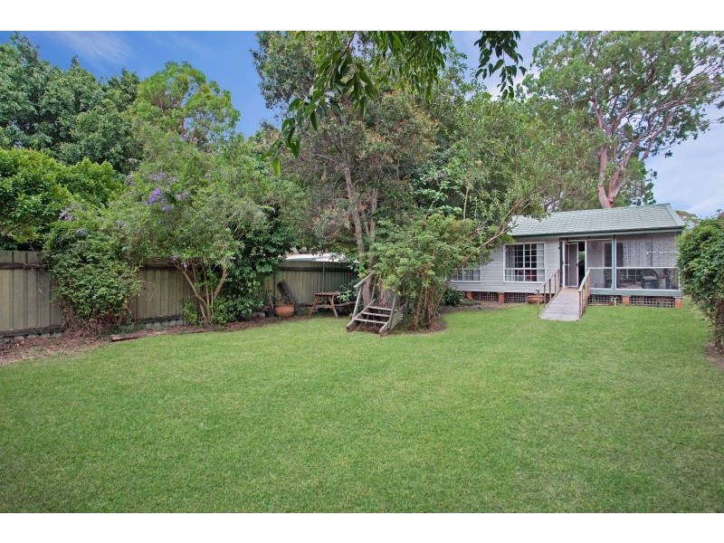 12 President Poincare Parade, Tanilba Bay NSW 2319