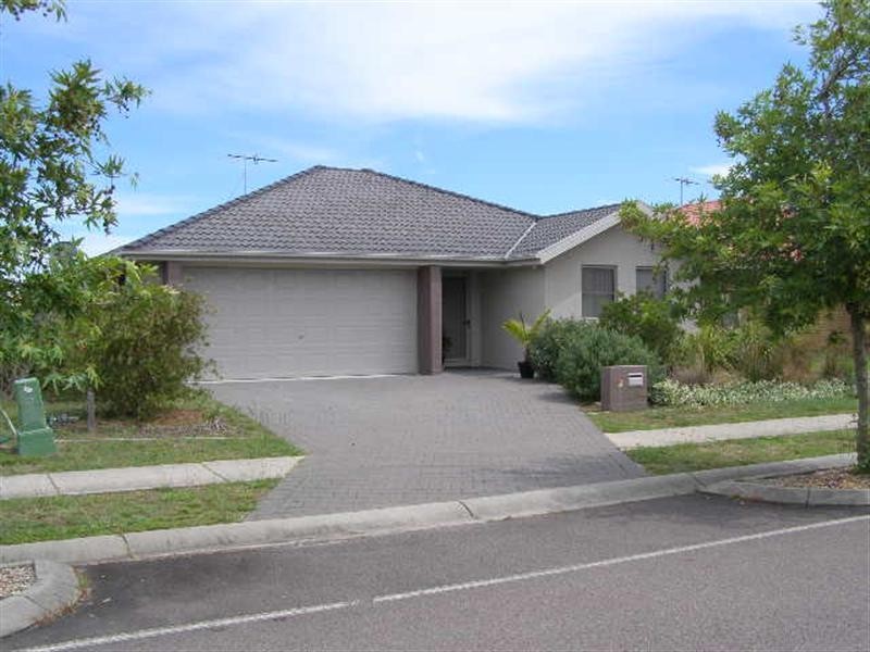 94 Pershing Place, Tanilba Bay NSW 2319