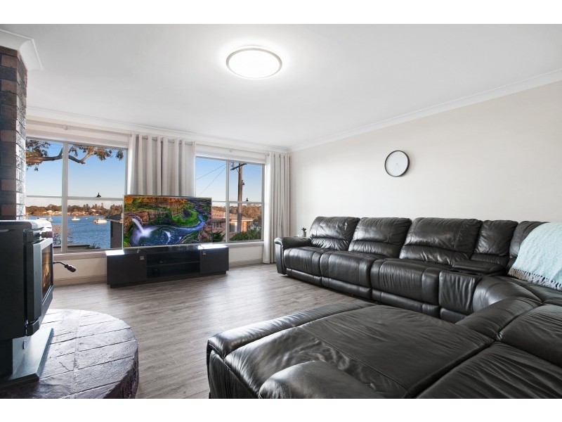 39 Admiralty Avenue, Tanilba Bay NSW 2319