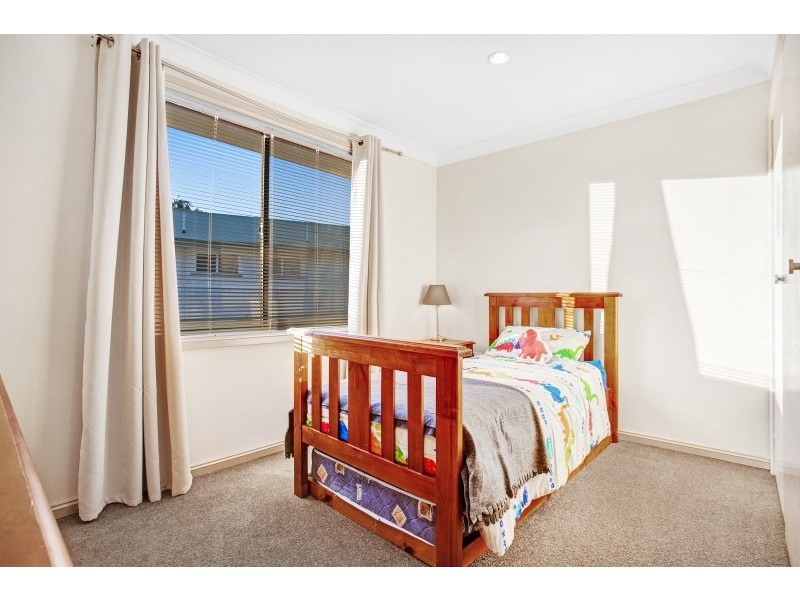 39 Admiralty Avenue, Tanilba Bay NSW 2319