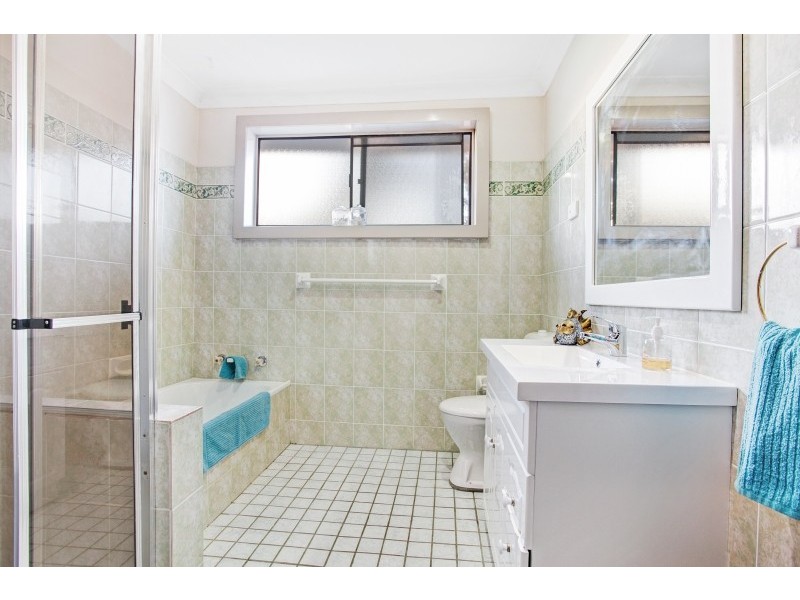 39 Admiralty Avenue, Tanilba Bay NSW 2319