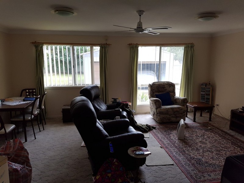 27 Lloyd George Grove, Tanilba Bay NSW 2319