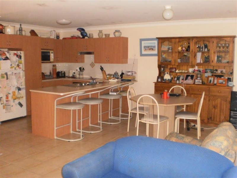 14 Brittania Drive, Tanilba Bay NSW 2319