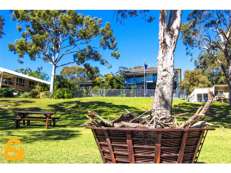 94 Francis Avenue, Lemon Tree Passage NSW 2319