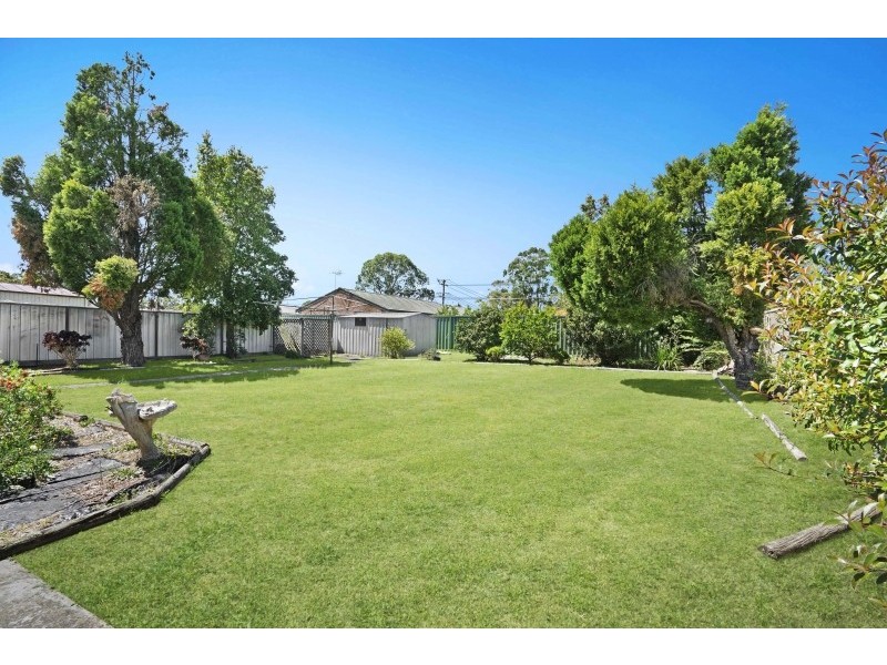 30 Clemenceau Crescent, Tanilba Bay NSW 2319