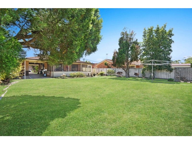 30 Clemenceau Crescent, Tanilba Bay NSW 2319