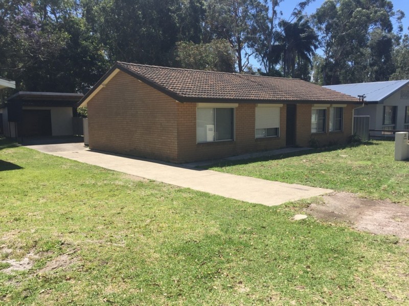 21 Marine Drive, Lemon Tree Passage NSW 2319