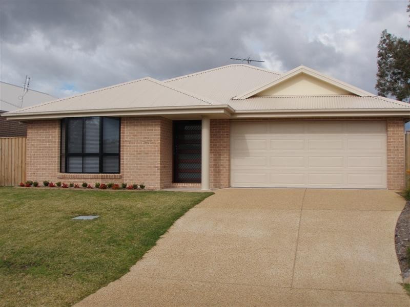 4 Ability Avenue, Tanilba Bay NSW 2319
