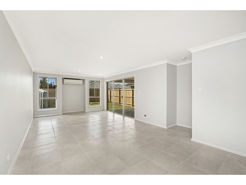4 Brittania Drive, Tanilba Bay NSW 2319