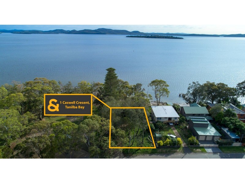 1 Caswell Crescent, Tanilba Bay NSW 2319