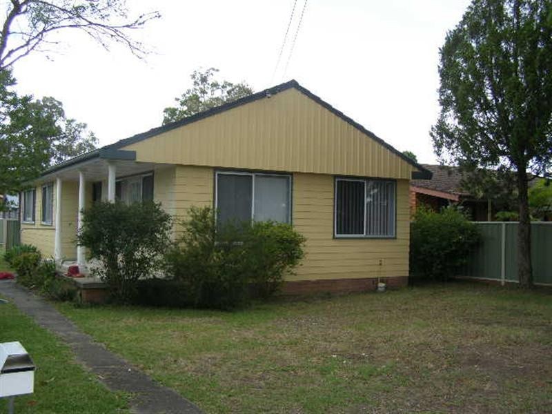 30 Fairlands Road, Mallabula NSW 2319