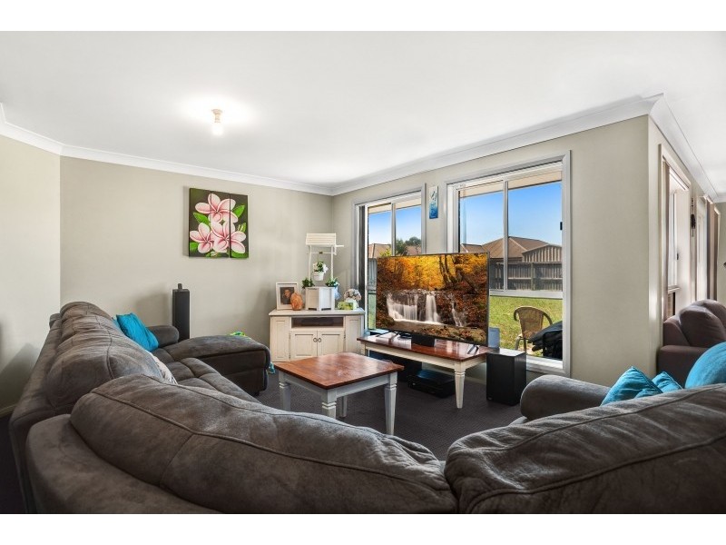 4 Nepean Way, Tanilba Bay NSW 2319