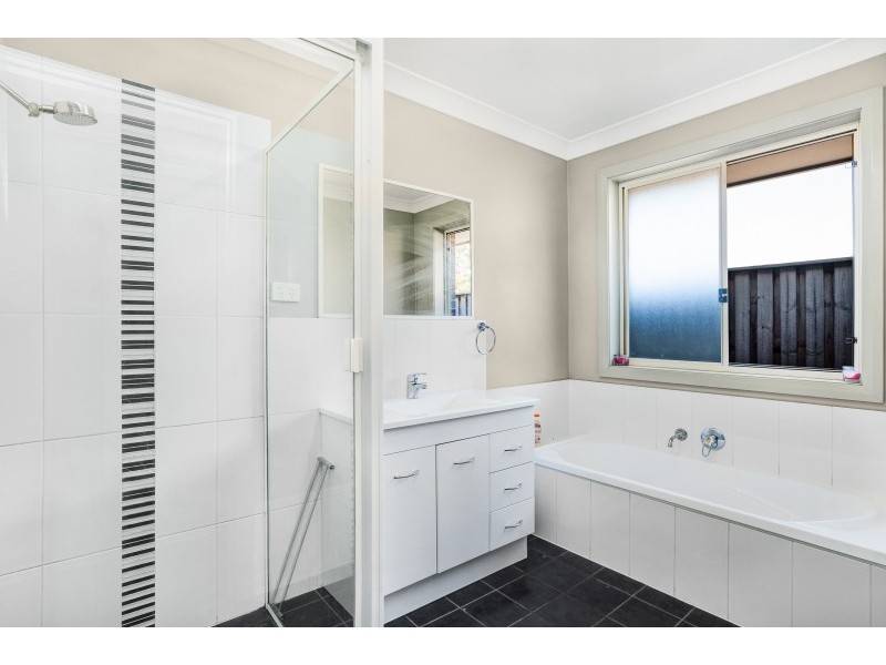 4 Nepean Way, Tanilba Bay NSW 2319