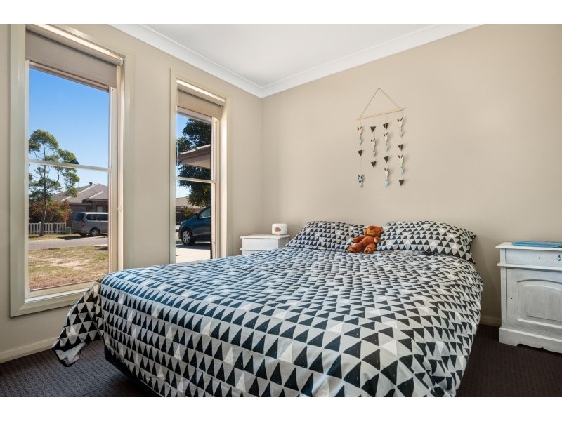 4 Nepean Way, Tanilba Bay NSW 2319