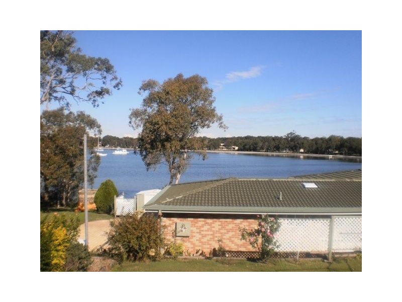 48 Caswell Crescent, Tanilba Bay NSW 2319