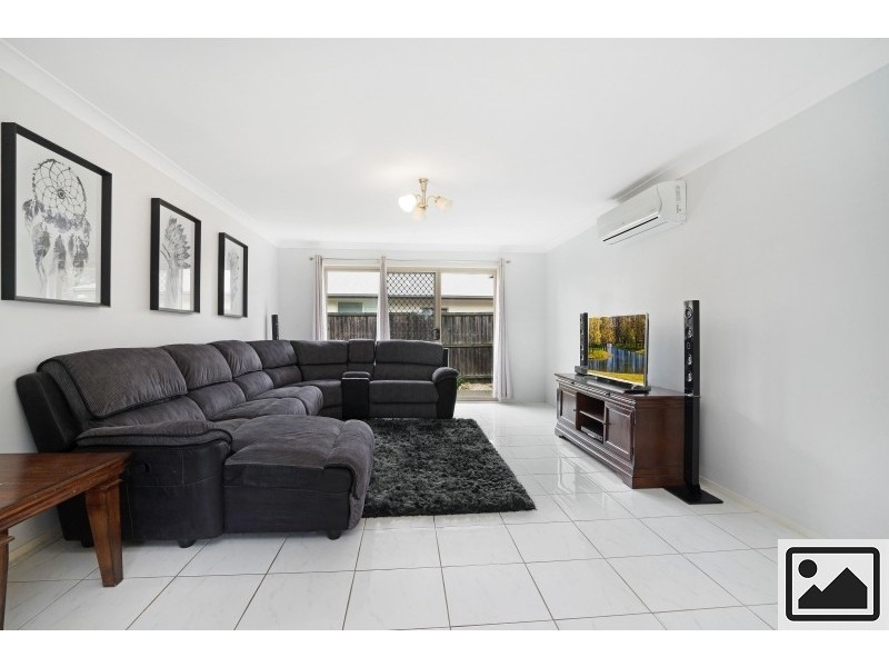 33 Broughton Circuit, Tanilba Bay NSW 2319