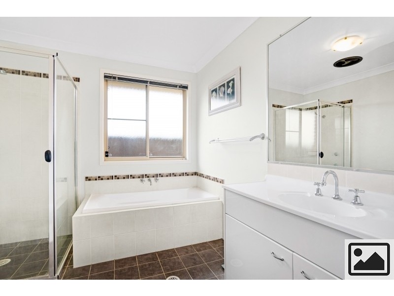 33 Broughton Circuit, Tanilba Bay NSW 2319