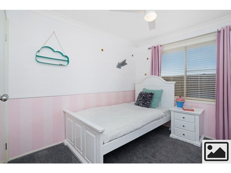 33 Broughton Circuit, Tanilba Bay NSW 2319