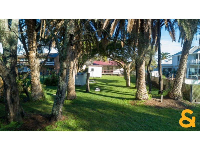 18 Tanilba Avenue, Tanilba Bay NSW 2319
