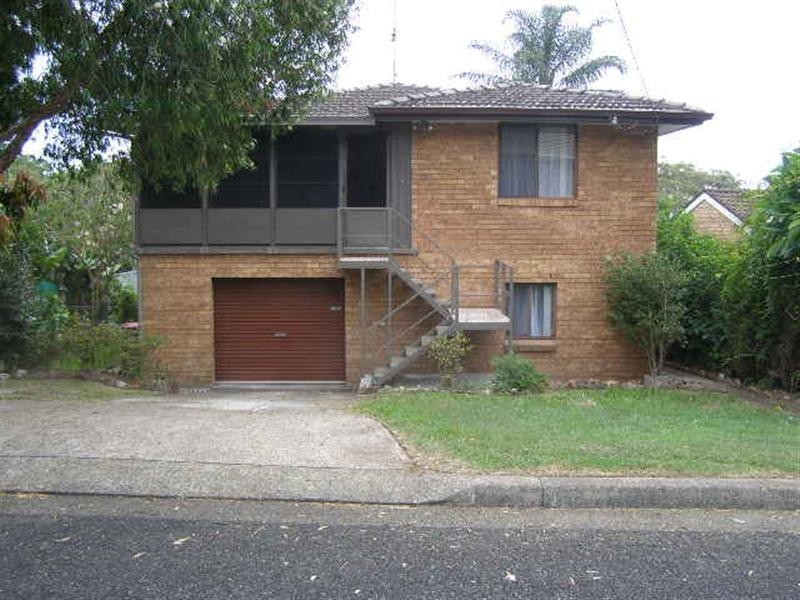 8 Dean Parade, Lemon Tree Passage NSW 2319