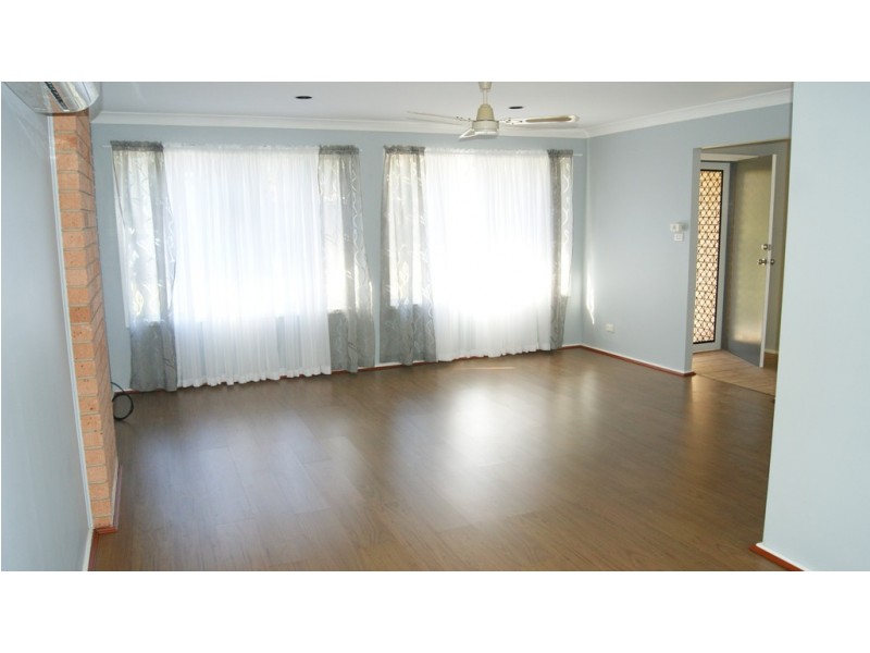 32 Lloyd George Grove, Tanilba Bay NSW 2319