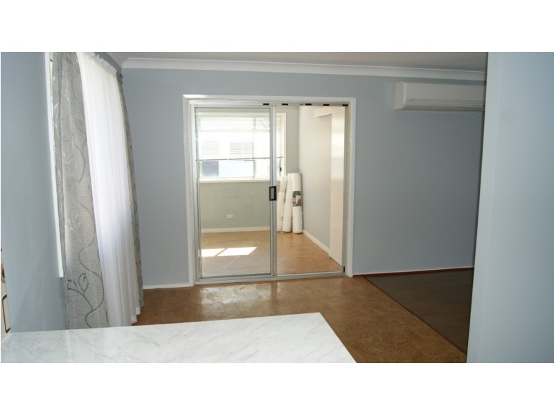 32 Lloyd George Grove, Tanilba Bay NSW 2319