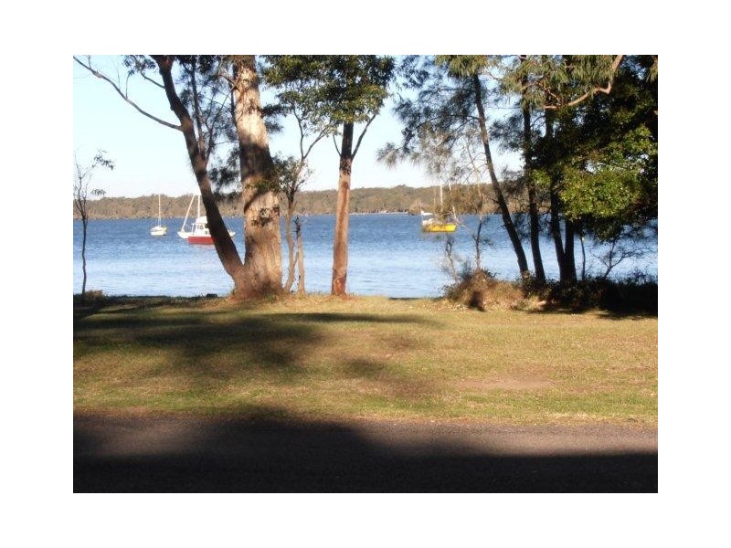 35 Gibbers Drive, Lemon Tree Passage NSW 2319