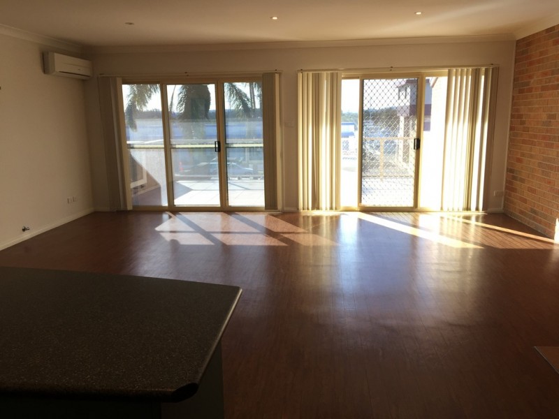 2/5 Cook Parade, Lemon Tree Passage NSW 2319