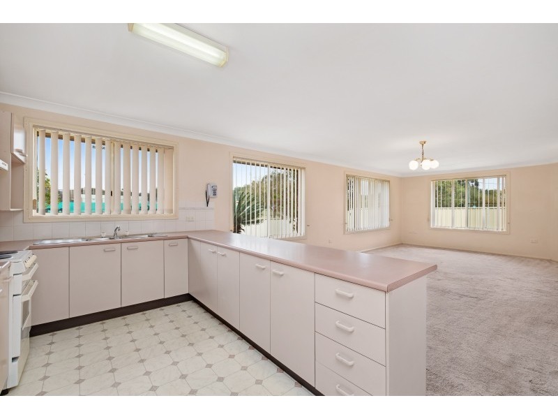 2-4 Wychewood Avenue, Mallabula NSW 2319