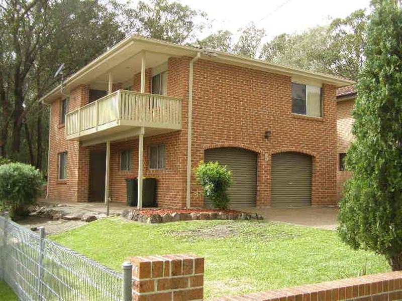 5 President Poincare Parade, Tanilba Bay NSW 2319
