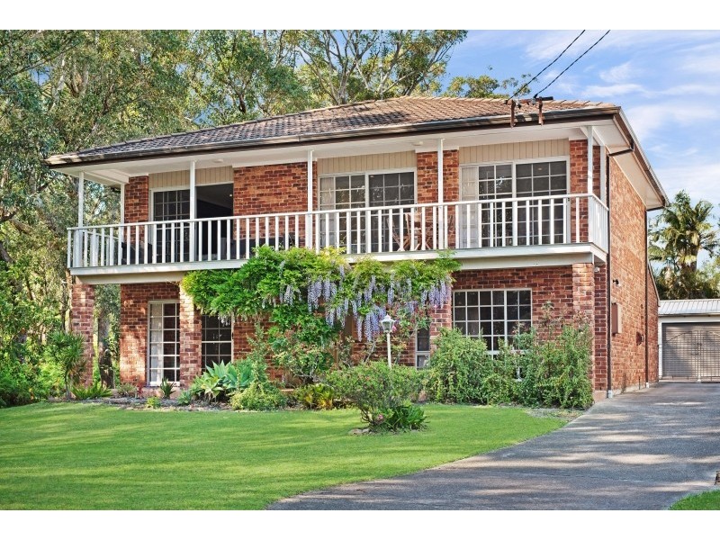 74 Peace Parade, Tanilba Bay NSW 2319