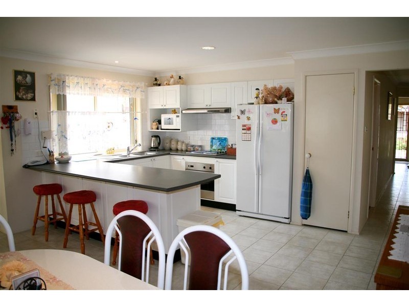 35 Boyd Avenue, Lemon Tree Passage NSW 2319