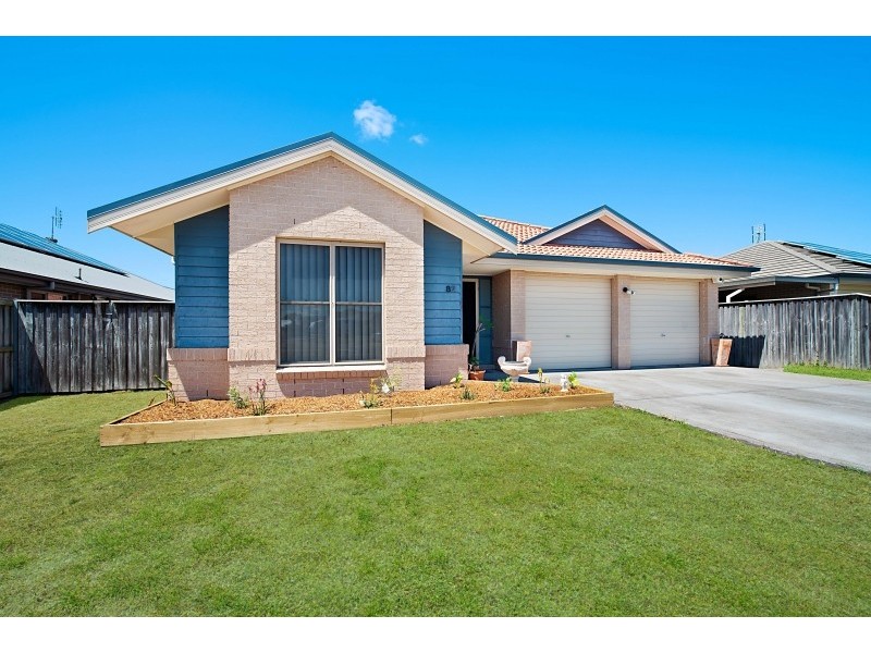 82 Pershing Place, Tanilba Bay NSW 2319