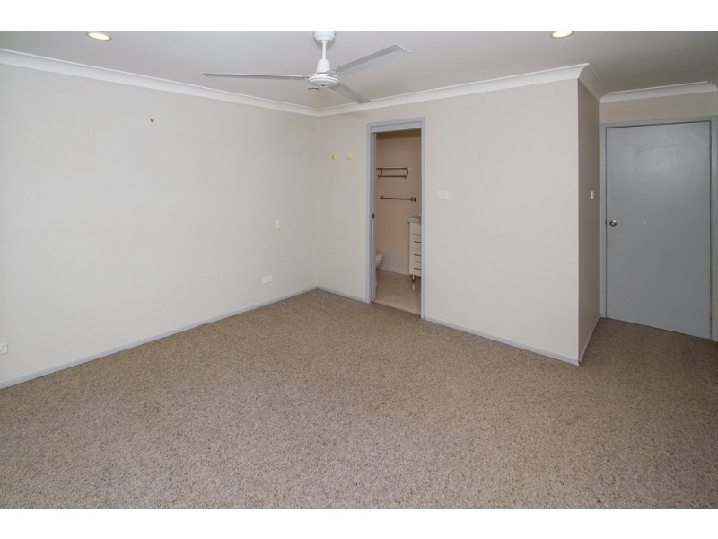42 Poilus Parade, Tanilba Bay NSW 2319