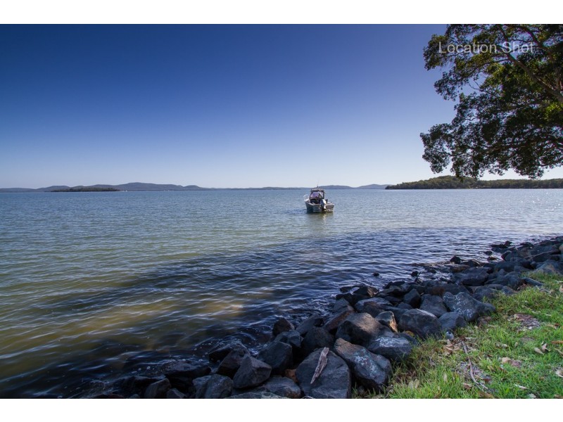 42 Poilus Parade, Tanilba Bay NSW 2319