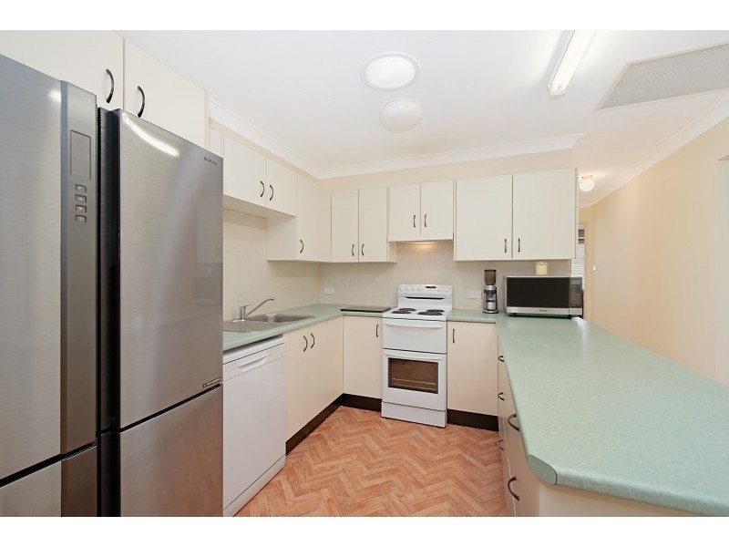 8 Warabi Close, Medowie NSW 2318