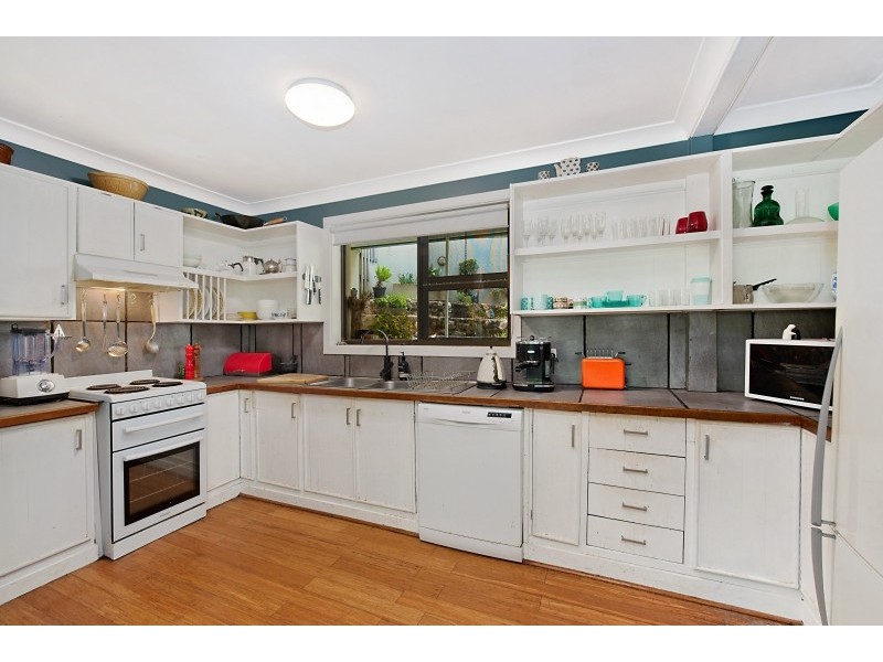 22 The Parkway, Mallabula NSW 2319