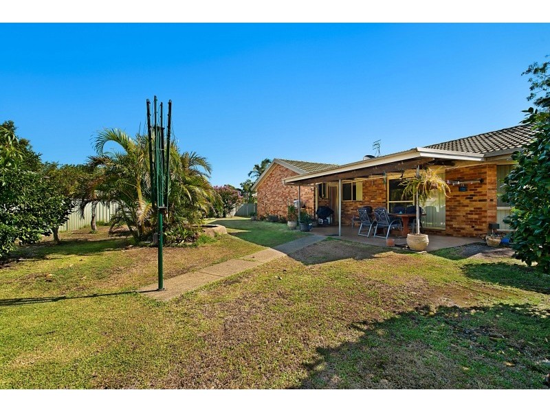 14 Monash Close, Tanilba Bay NSW 2319