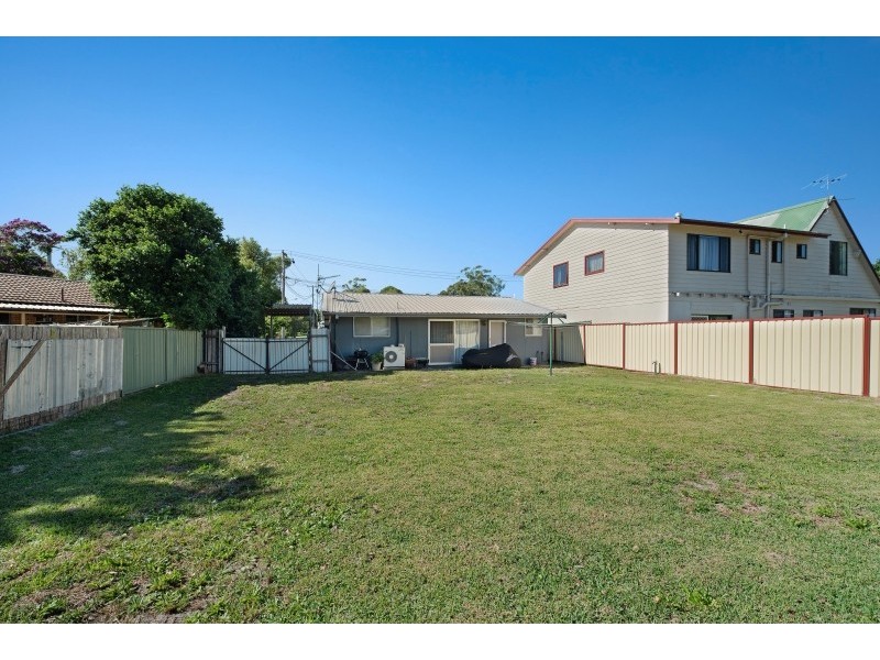 10 Elaine Avenue, Lemon Tree Passage NSW 2319