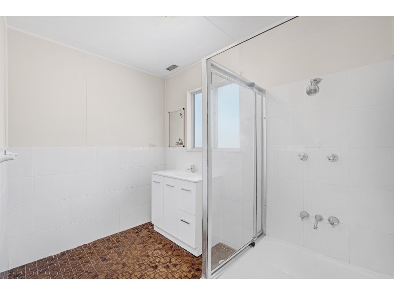 18 Fairlands Road, Mallabula NSW 2319